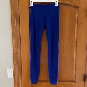 Under Armour Vibrant Blue Leggings with Ankle Zippers Small